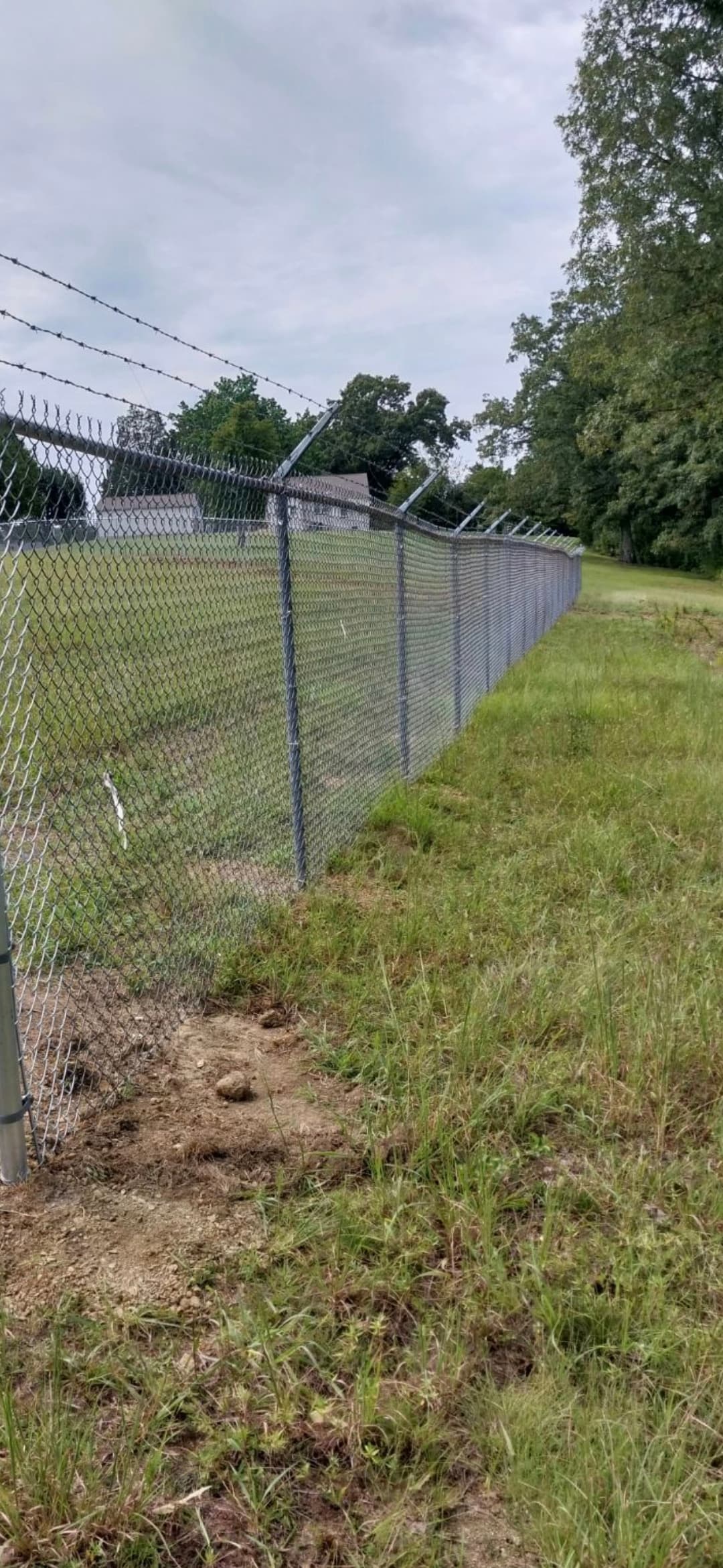 Chain-link fence corner installation detail