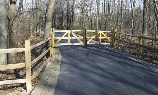 Rail fence design example