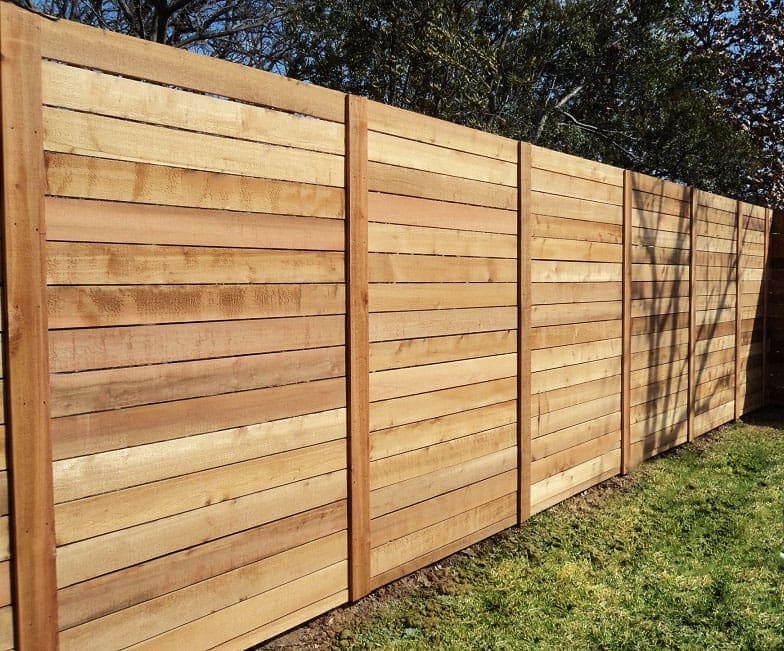 Modern horizontal board privacy fence
