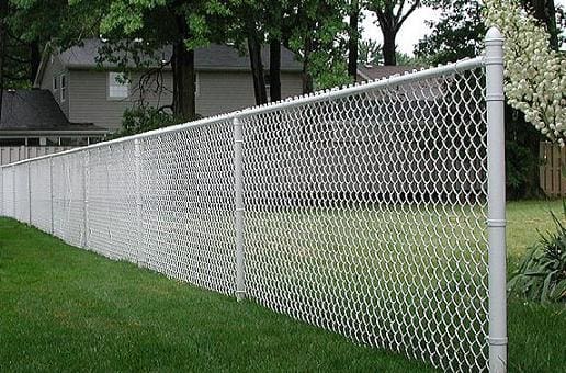 Looking For Chain Link Fences? Call Us For A Free Estimate